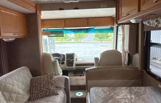 2015 Coachmen RV Pursuit 33 BH