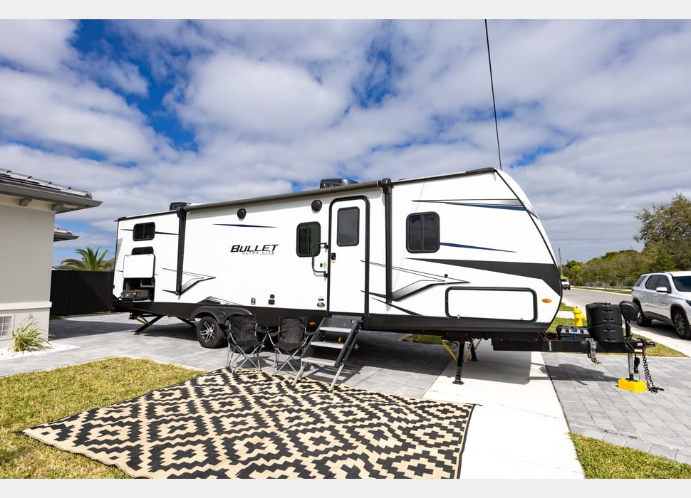 Travel Trailer rentals in Davie