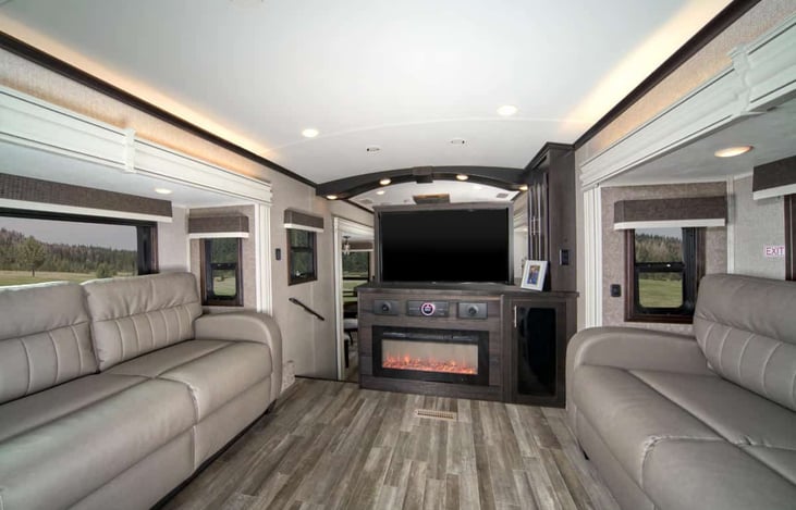 Front Living area (view is from the recliners -- which are not shown here)