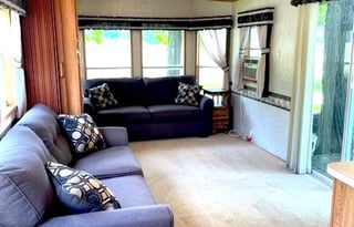 Cindy Bear™ Chalet Jellystone Park™