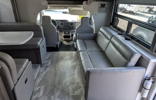 New 2023 Thor Motorhome less than 8K Miles driven
