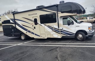 2021 Thor Motor Coach Quantum LF31