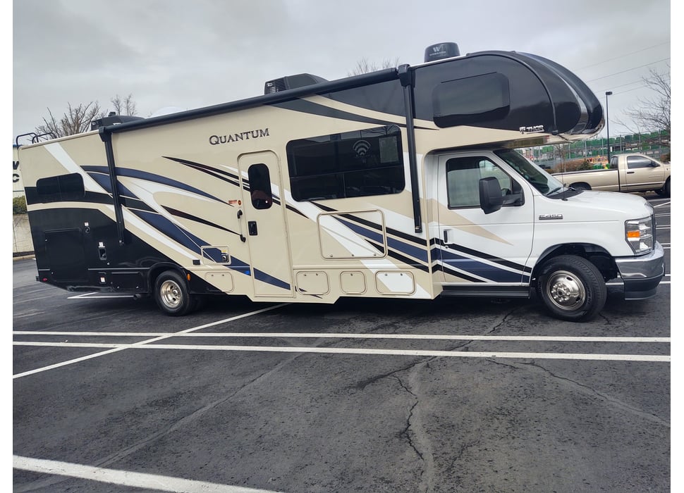 Class C Motor Home rentals in Elizabethtown