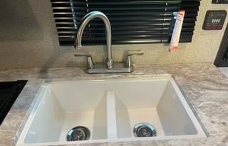 Mel's Fun Family Getaway