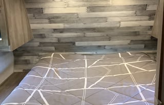 Pet Friendly Bunkhouse Camper Rental