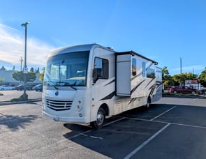 Holiday Rambler Admiral 35R