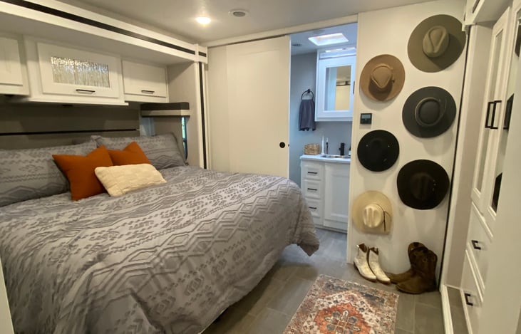 Master bedroom with lockable door for privacy