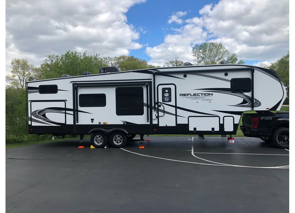 Fifth Wheel rentals in Reynoldsburg