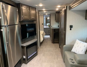 Coachmen RV Mirada 35ES