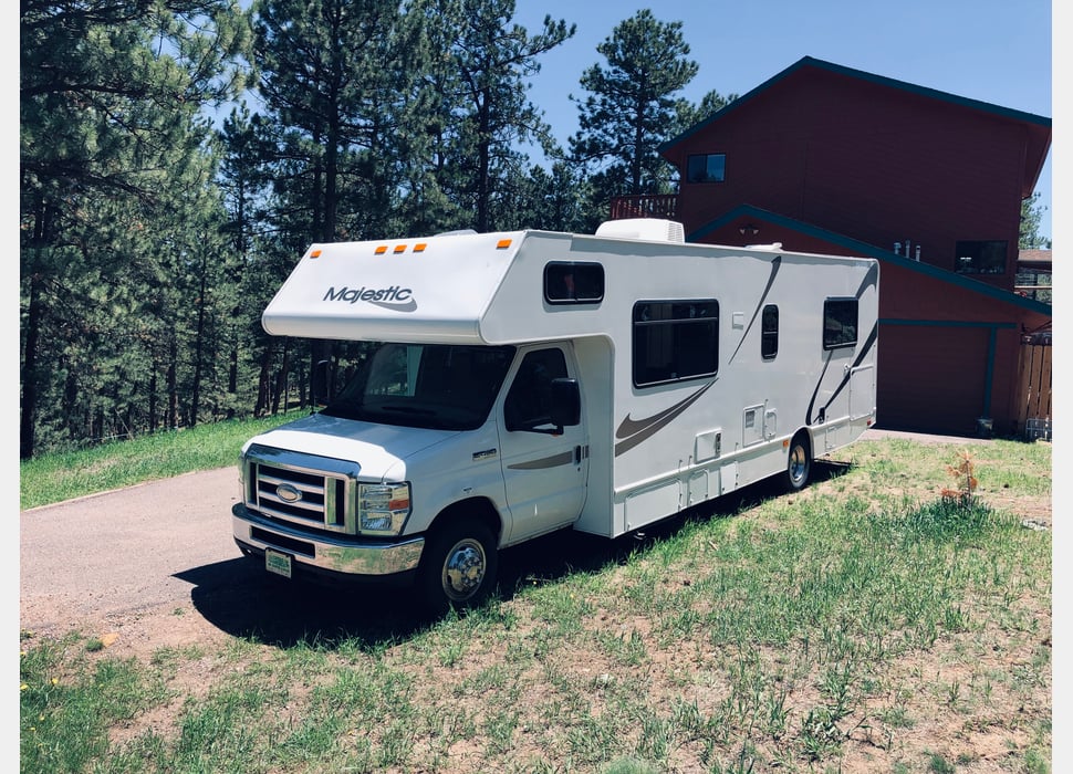 Class C Motor Home rentals in Moffat