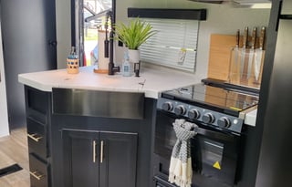 The Land Yacht, **Pet Friendly**