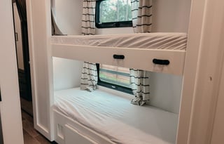 The Chic Chateau - Fully Stocked Luxe RV
