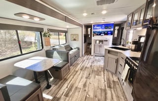 Modern and Welcoming Family Fun Camper Rental