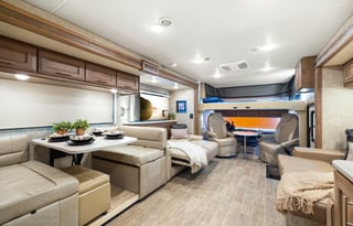 2021 Thor Motor Coach Miramar 35.2"Big Teddy"