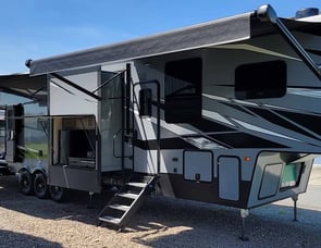 Keystone RV Raptor 423