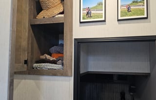 Schaefer's Condo on Wheels!