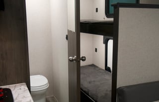 Family Ship - Sleeps 5