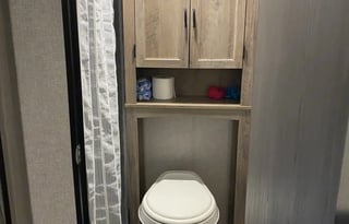 Lightweight and Easy to Tow Glamping on Wheels