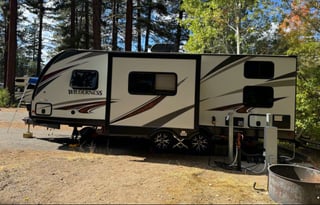 Double Slide Bunk House Generator Included