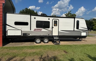 Wyatt’s Pet friendly RV