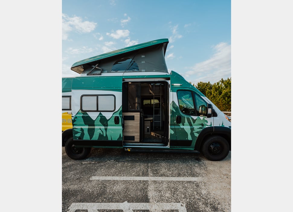 Class B Camping Van rentals in Nitro