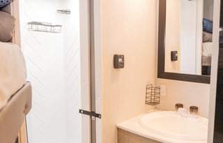 Luxury Towable Bunkhouse Sleeps 8 Fully Stocked