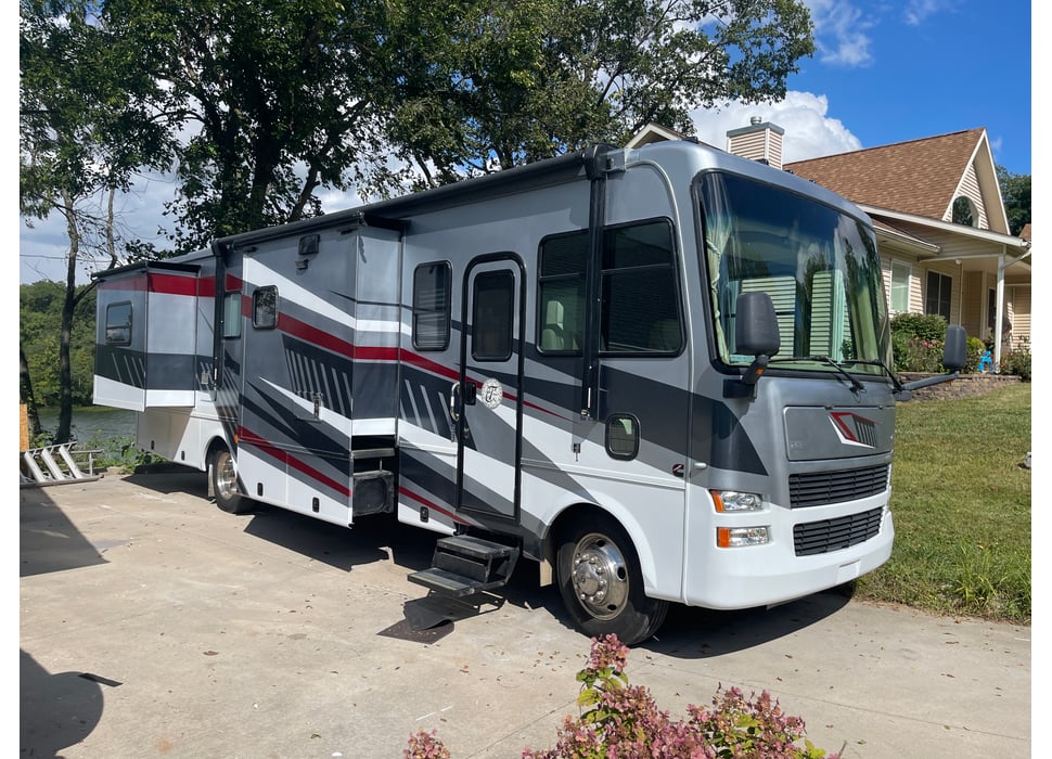 Class A Motor Home rentals in Elkhart