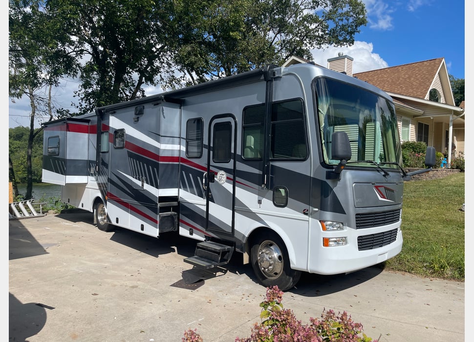 Class A Motor Home rentals in Elkhart