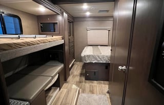 2017 Thor Motor Coach Freedom Elite 30FE