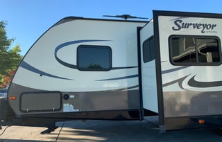 2016 Forestriver Surveyor 295QBLE