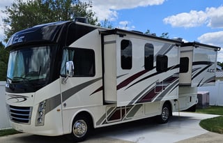 Luxurious RV for 2025 - Thor Motor Coach - ACE