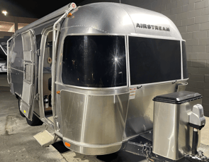 Airstream RV Flying Cloud 23D