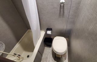 2018 CrossRoads RV Zinger Lite ZR18BH