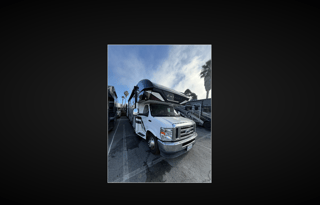 c20 Luxury Entegra Sleeps8-StarLink Wifi MasterBed