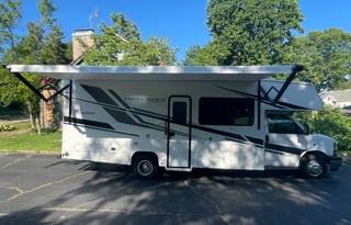 Lindsey and Taylor’s Adventure Wagon