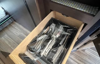 2019 Thor Motor Coach 28A Majestic