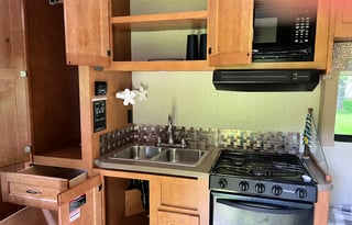 2017 Winnebago Spirit 25B