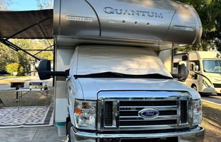 2017 Thor Motor Coach Quantum WS31