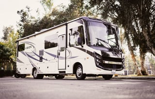 Great 30' RV that sleeps 8 comfortably