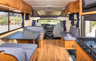 2014 Thor Motor Coach Four Winds Majestic