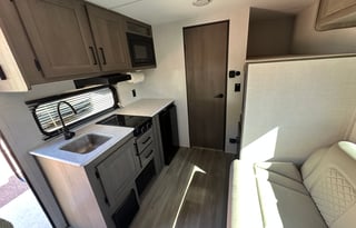 2025 Grand Design Transcend One 151BH