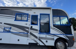 Burning Man RV Rental – Your Oasis in the Dust
