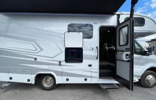 Sleek and modern Sojuorn