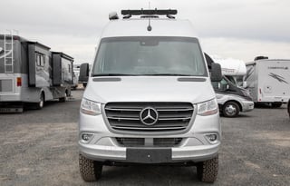24 Class B Thor Sanctuary 19L Mercedes 4X4 Diesel