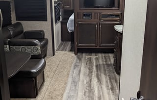 #2 FL- Sagmoe Family (36-foot bunkhouse camper)