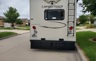 2 AC Units & 5 TVs! Satellite Dish & Dual Battery.