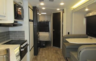 2021 Jayco Redhawk 26XD Luxury Life Road Living