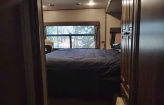 Sweet Serenity Heartland BigHorn - 5 Slide Outs