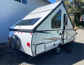 Forest River RV Flagstaff Hard Side High Wall Series 21QBHW