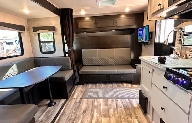 Sleep up to 8 adults